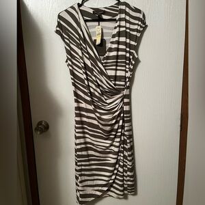 NWT Tommy Bahama Cream and Olive Ruched Wrap Midi Dress Size Medium